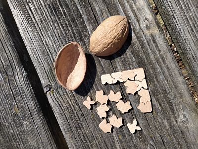 Hlavolam dřevěný v ořechu